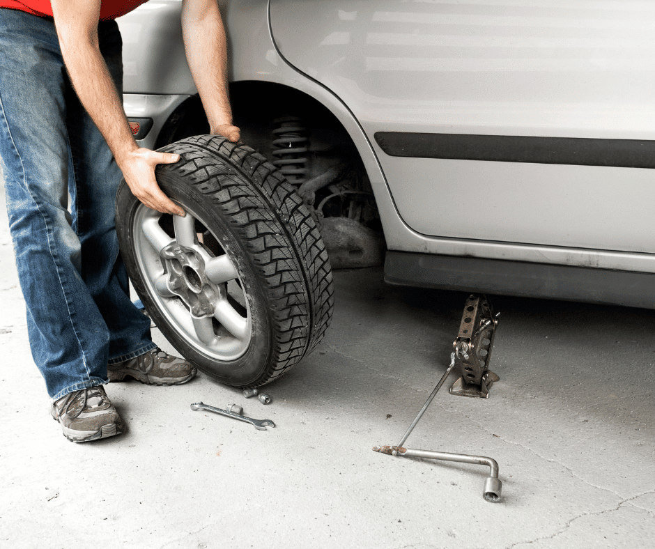 Roadside Assistance & Mobile Tire Repair Services in Brookhaven - Tire Change